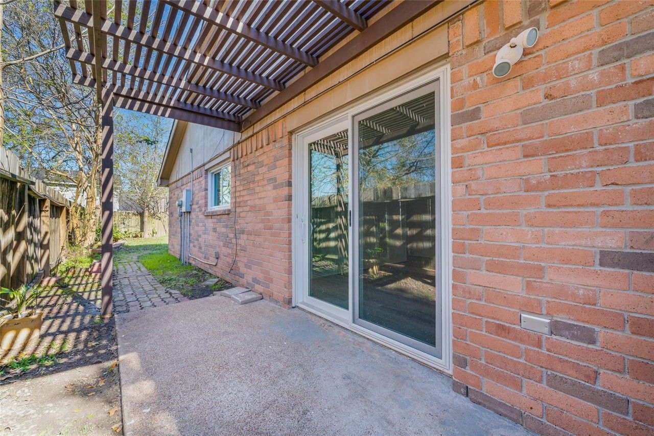 20230 Regents Corner Dr #NA - Photo 2 of 15