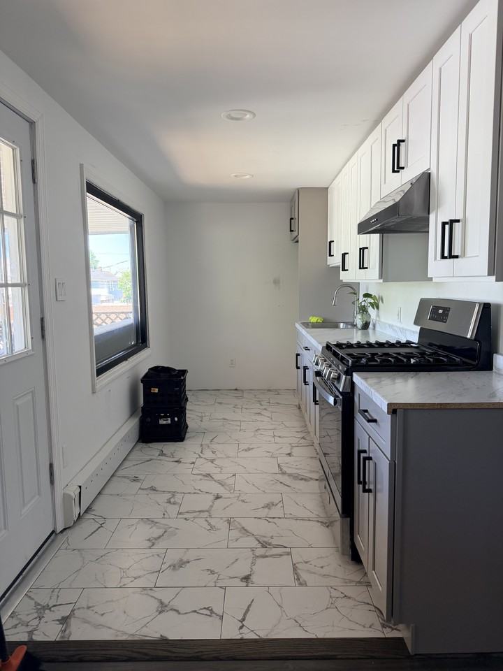 138 Central Ave #2 - Photo 5 of 5