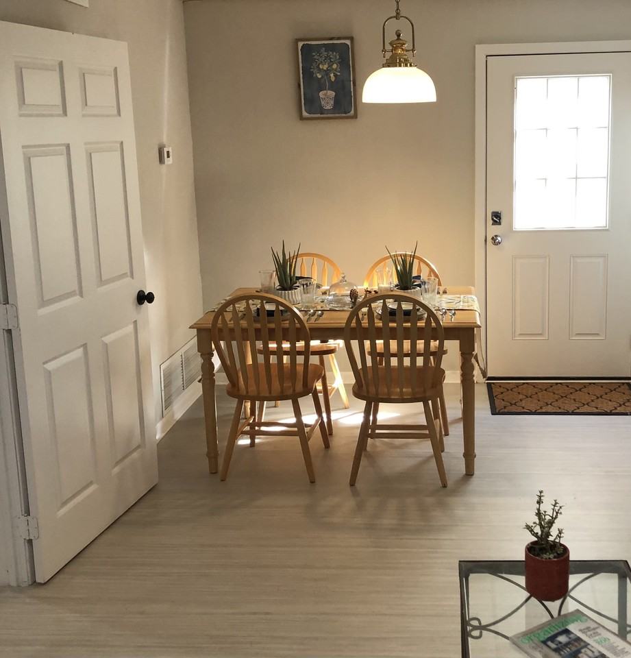 628 Leach St #A - Photo 7 of 8