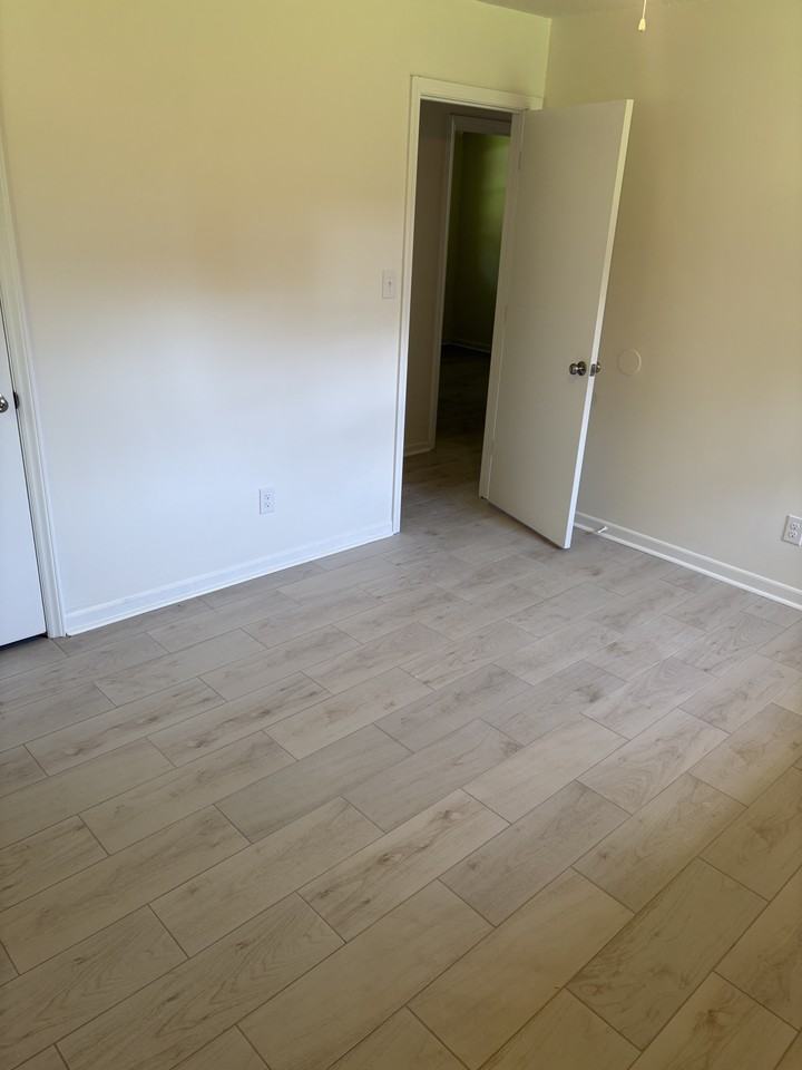 118 Stone Dr #NA - Photo 3 of 9