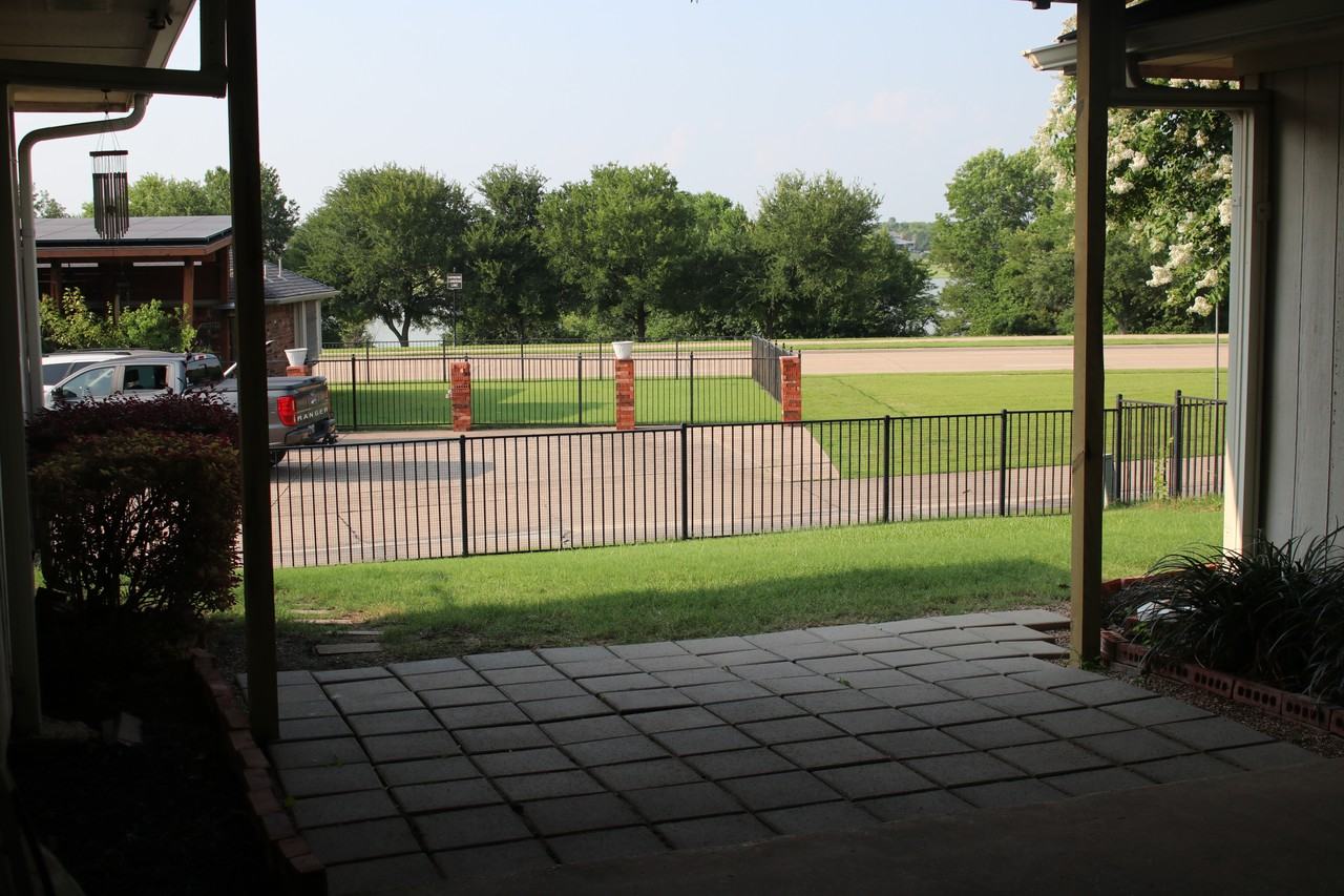 610 Big Oak Ct #NA - Photo 3 of 20
