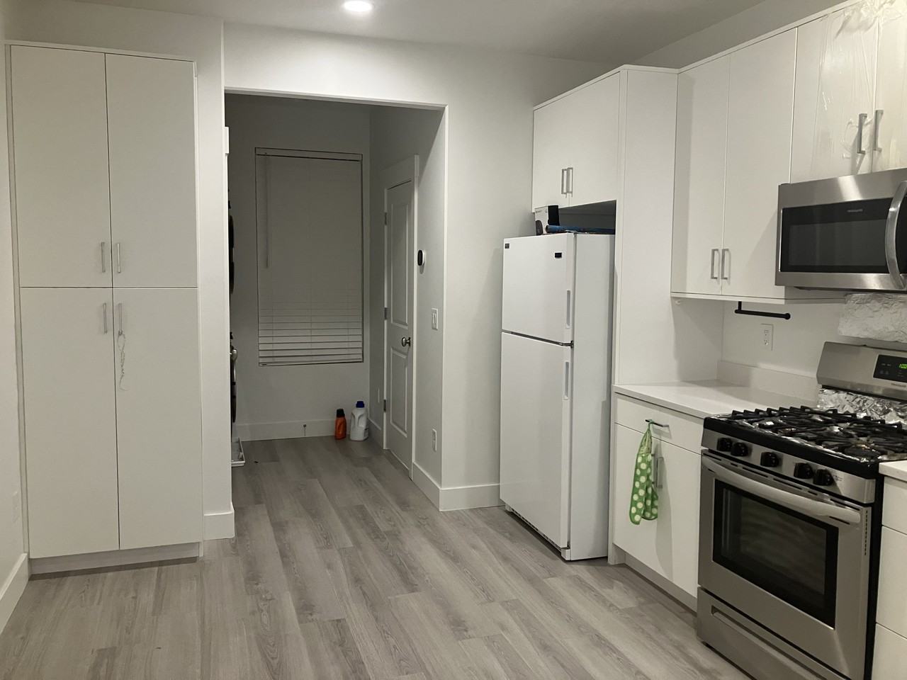 11235 S Freestone Rd #11235 - Photo 2 of 7