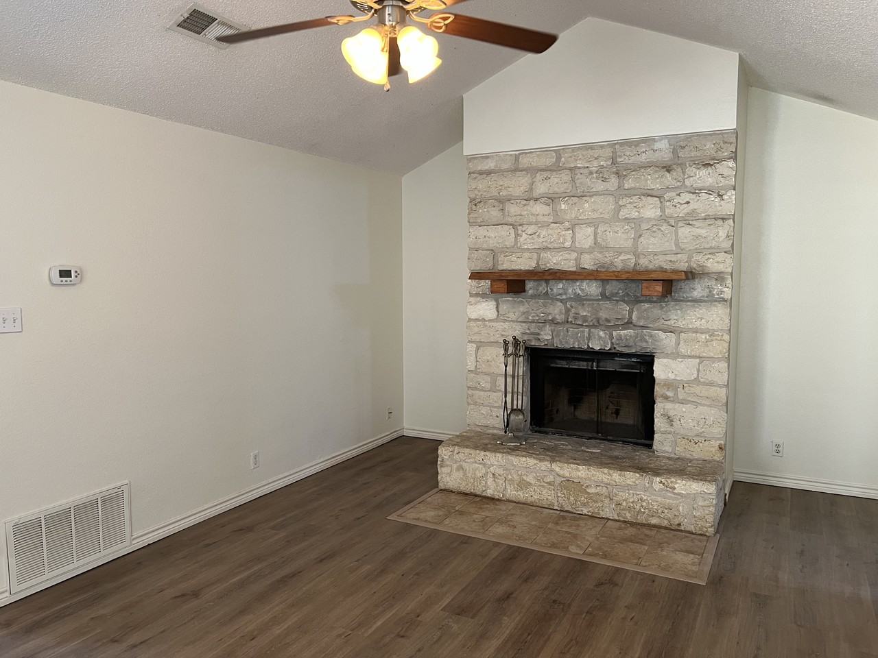 2628 Alcott Ln #A - Photo 4 of 14
