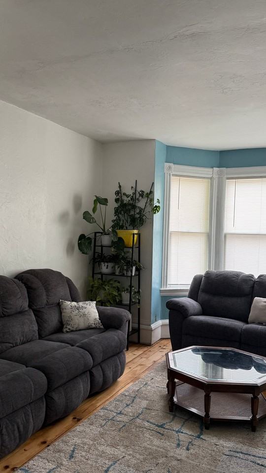 1000 17th Ave - Photo 3 of 4