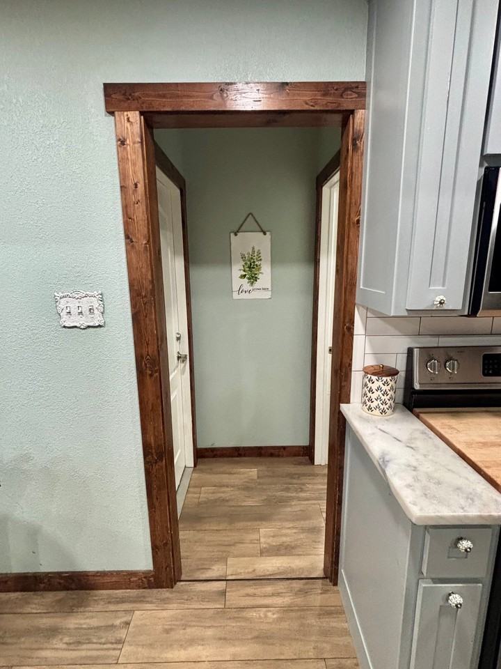 421 Arnold Ave - Photo 4 of 7