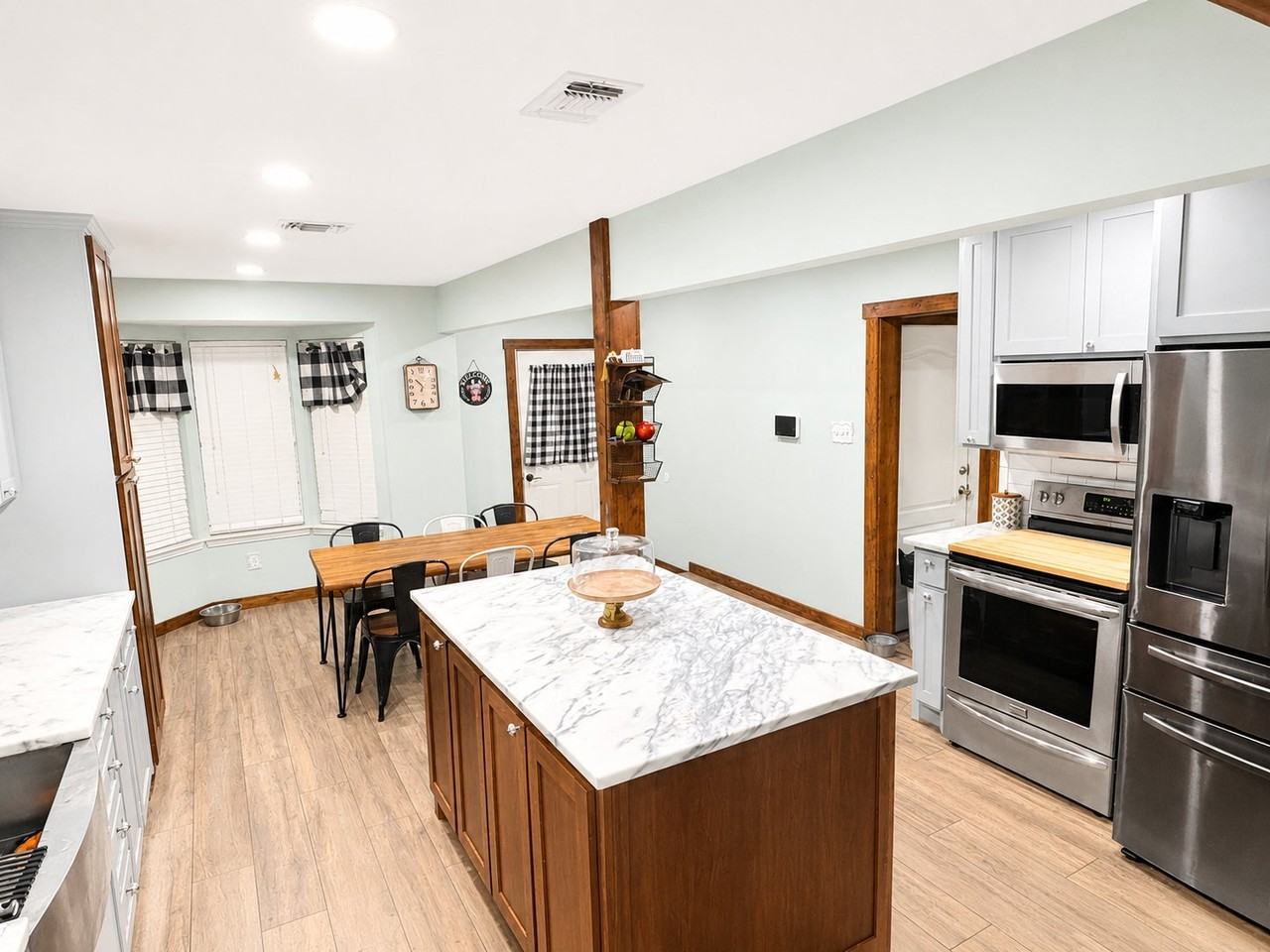 421 Arnold Ave - Photo 7 of 7