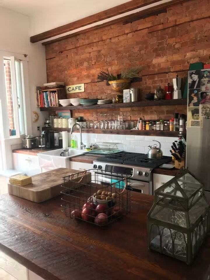 588 Halsey St #2 - Photo 4 of 18