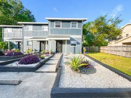 featured image of 1713 Azalea Ct #C
