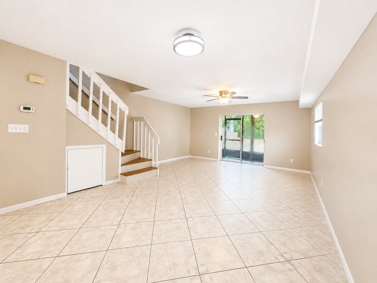 1713 Azalea Ct #C - Photo 6 of 23