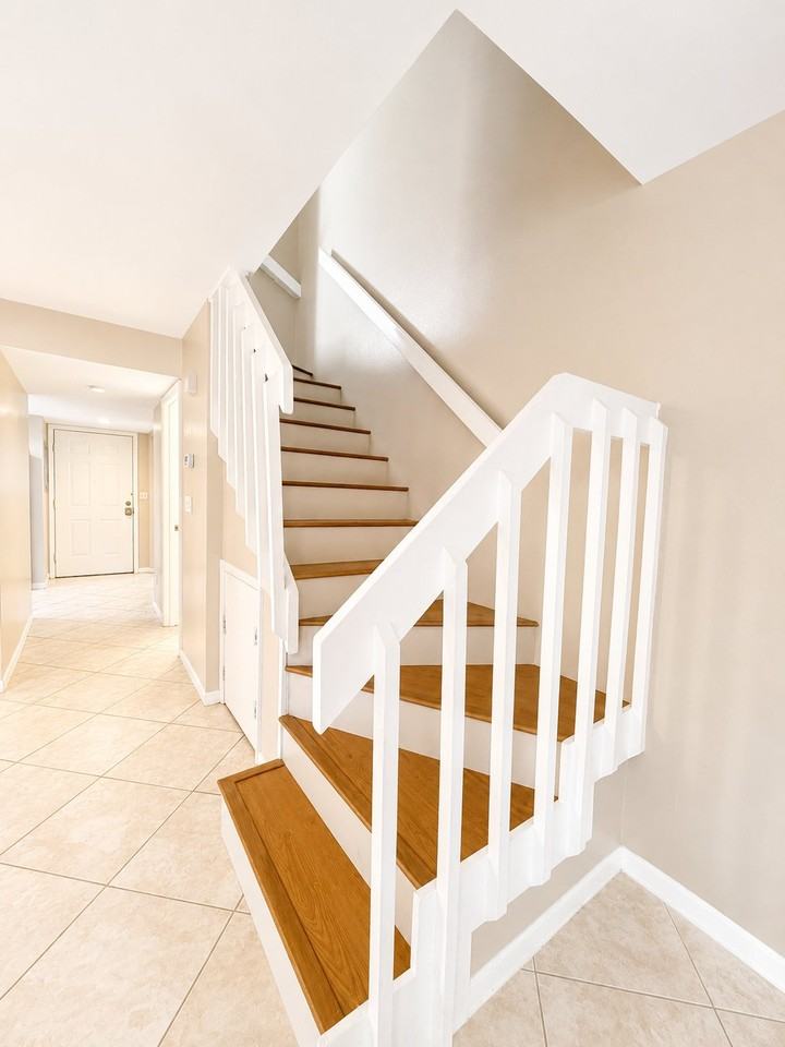 1713 Azalea Ct #C - Photo 7 of 23