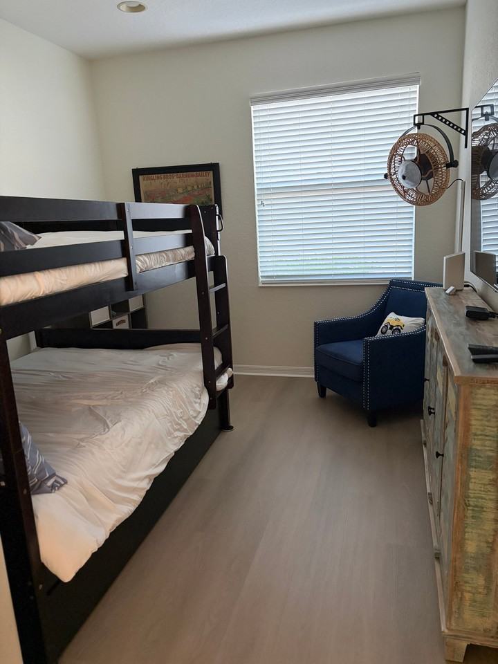 190 Padova Way - Photo 5 of 10