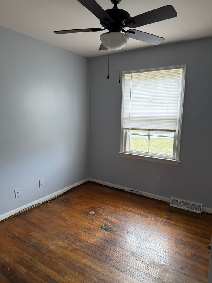 4112 Ashmore Dr - Photo 6 of 7