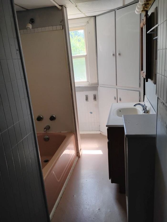 38 S Sherman St #38 - Photo 3 of 10
