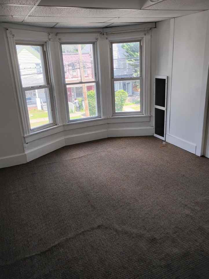 38 S Sherman St #38 - Photo 7 of 10