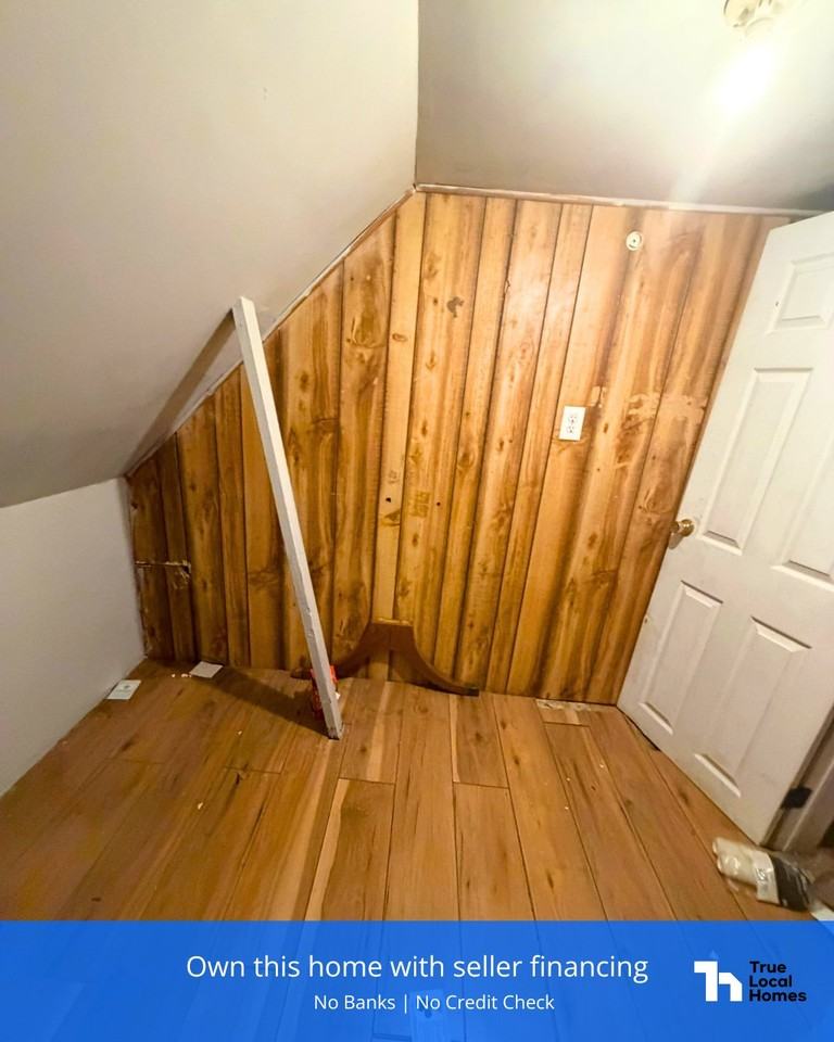 1714 S Livingston St - Photo 5 of 5
