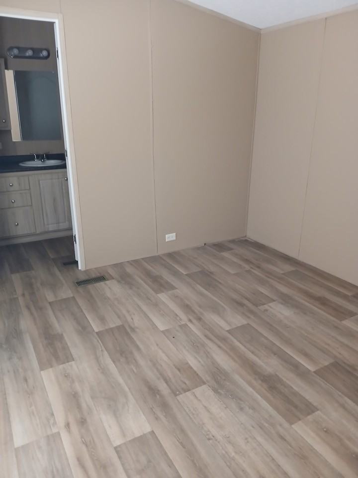 5610 Circle Dr #C - Photo 7 of 12