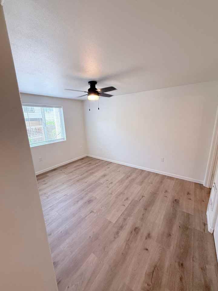 100 S Haskell St #10 - Photo 6 of 8