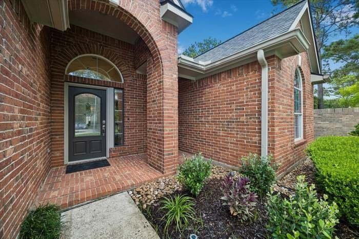 12818 Ribbon Meadow Ct - Photo 2 of 15