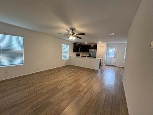 1338 Mosely Cir - Photo 2 of 7