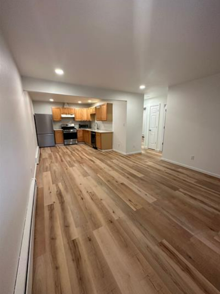 2116 Fairbanks St - Photo 6 of 14