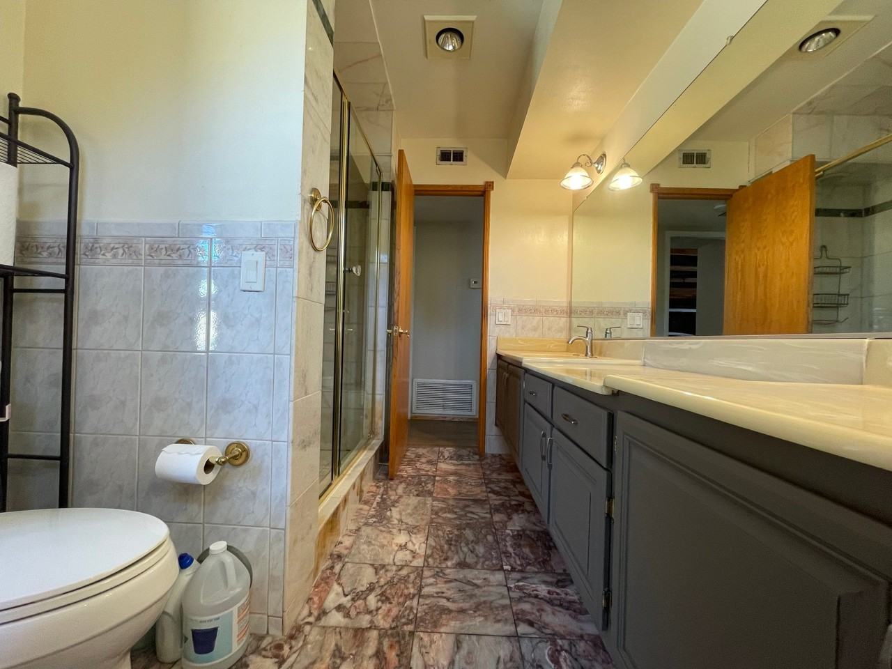 1657 Cayton Ave - Photo 7 of 15