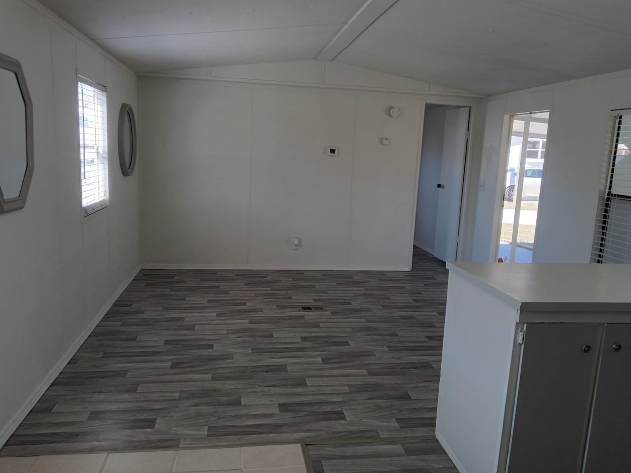 104 Tanglewood Ln - Photo 3 of 12
