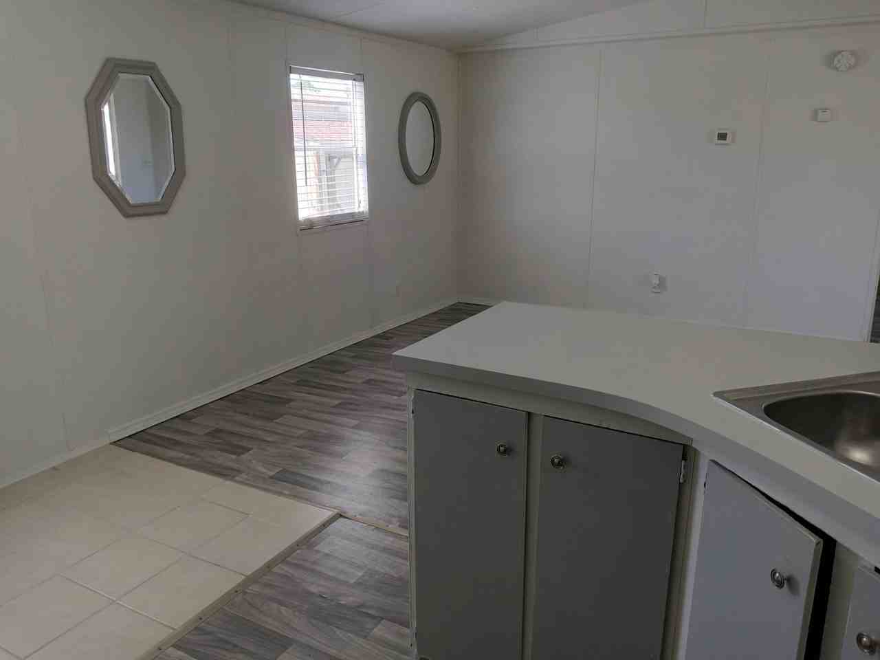 104 Tanglewood Ln - Photo 4 of 12