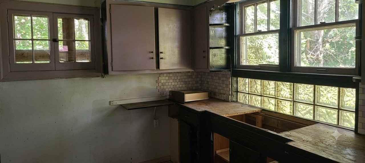 541 N 27th St - Photo 6 of 8