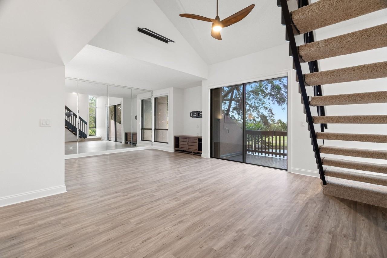 1328 Pelican Creek Xing #D - Photo 4 of 18