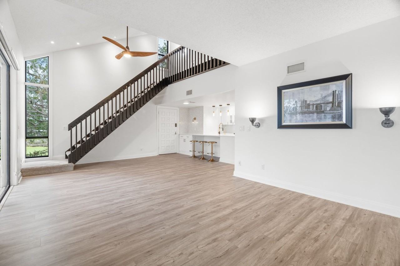 1328 Pelican Creek Xing #D - Photo 5 of 18