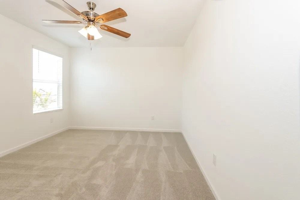 747 Carlyle Way - Photo 6 of 10
