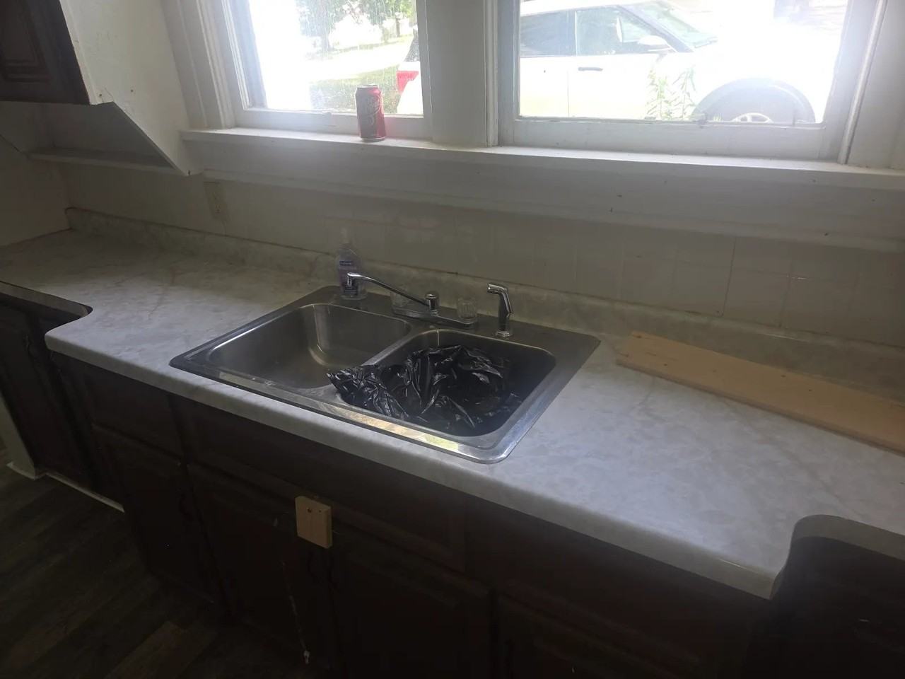 203 N Green St - Photo 7 of 11