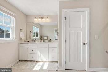 11325 Wheeler Ridge Dr - Photo 2 of 20