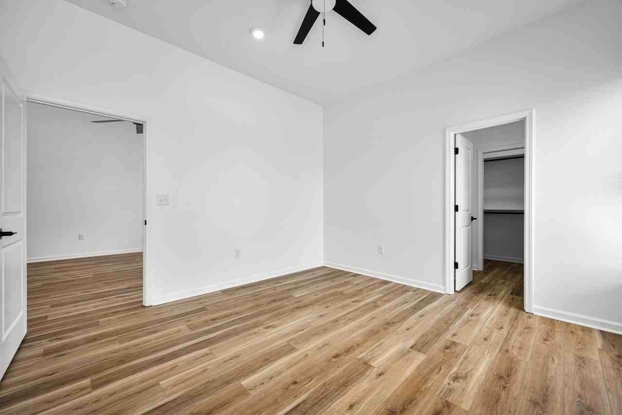 111 Gulf Lane - Photo 5 of 20