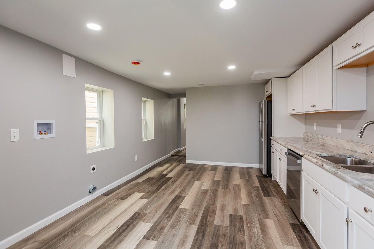 203 W High St - Photo 4 of 15