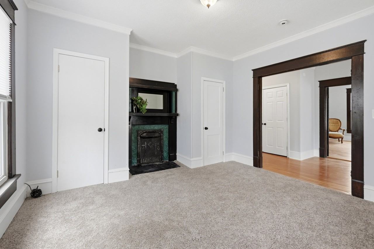 716 Everett St - Photo 6 of 17