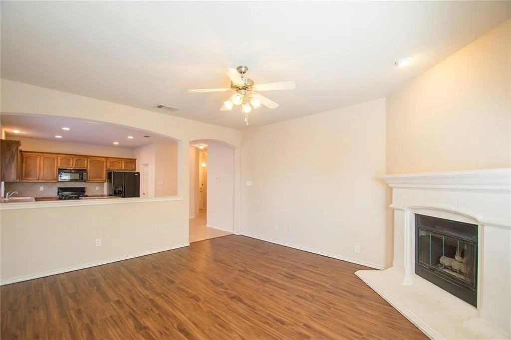 6312 Melanie Dr - Photo 6 of 17