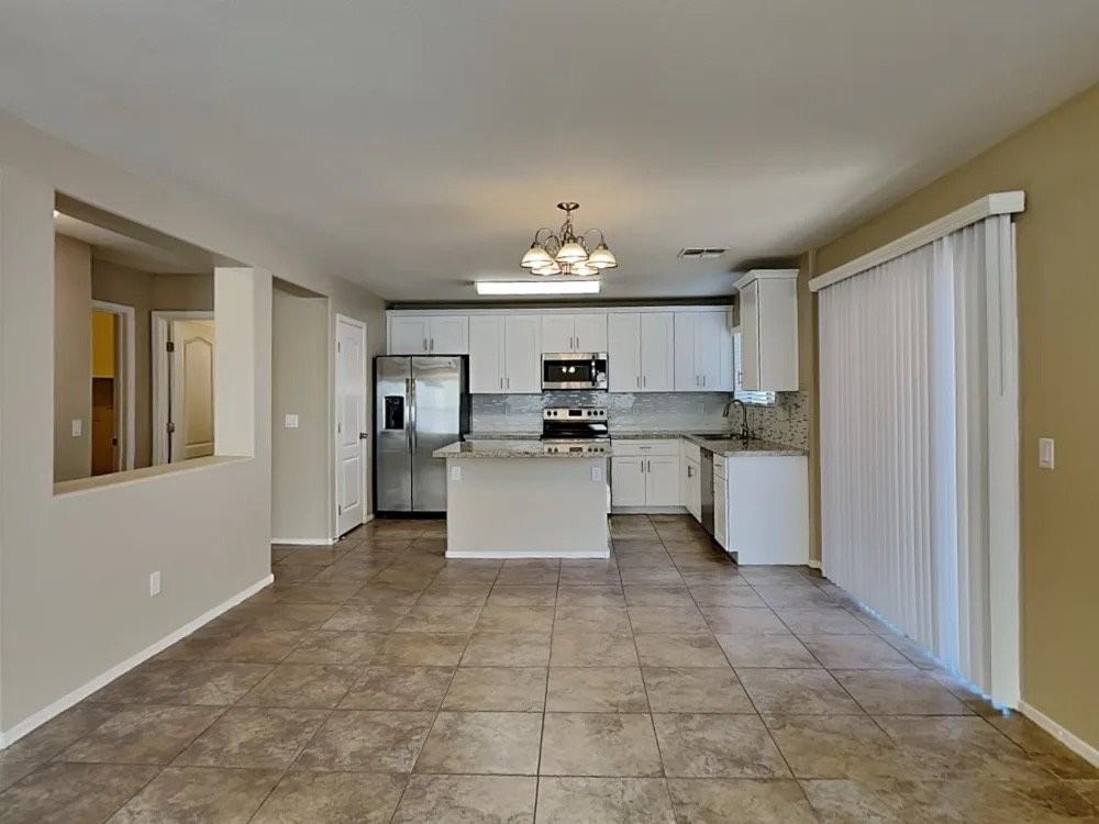 209 E Valley View Dr