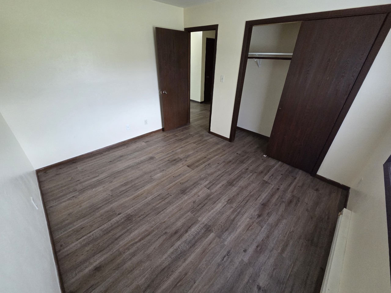 425 S Thayer Ave #201 - Photo 7 of 14