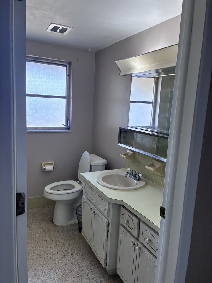 8019 Portage Dr #NA - Photo 6 of 11