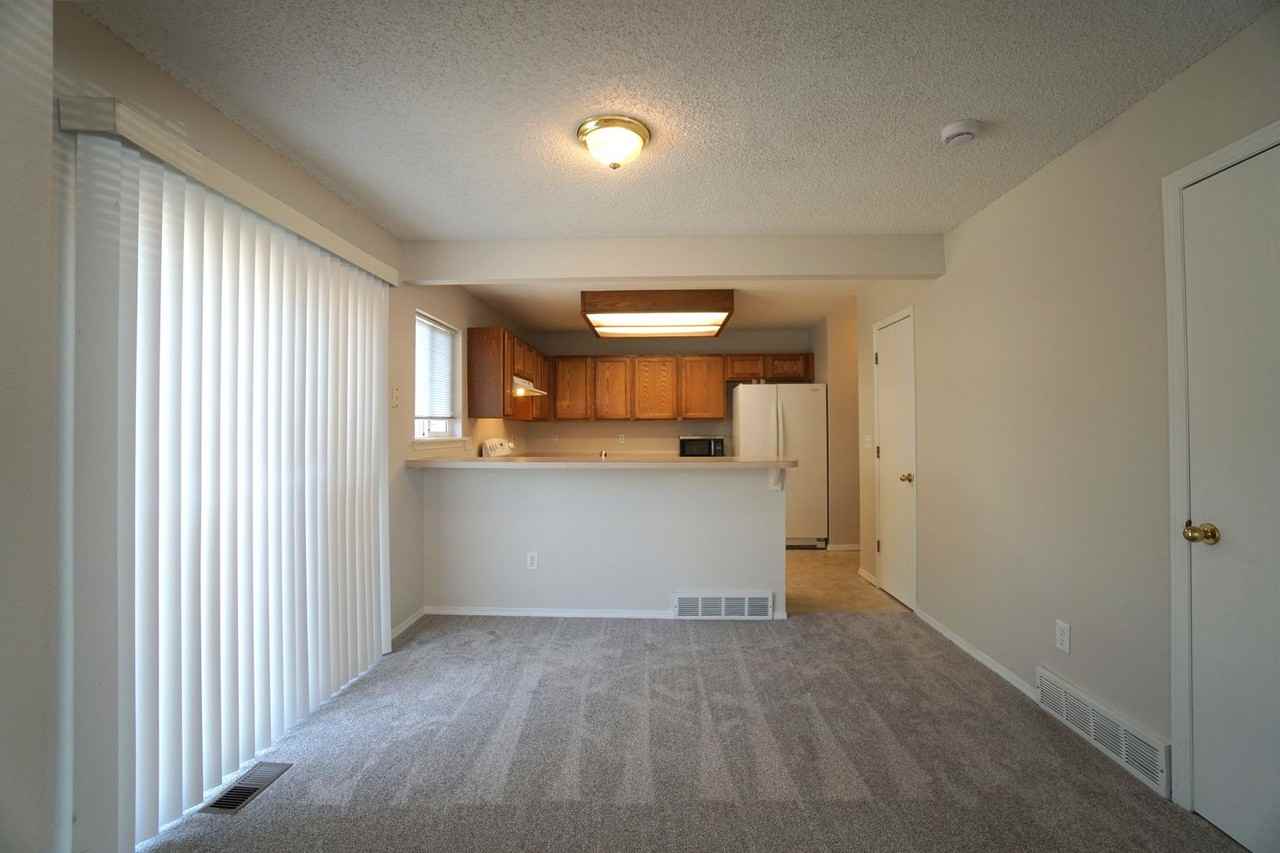 4954 Ardley Dr - Photo 5 of 24