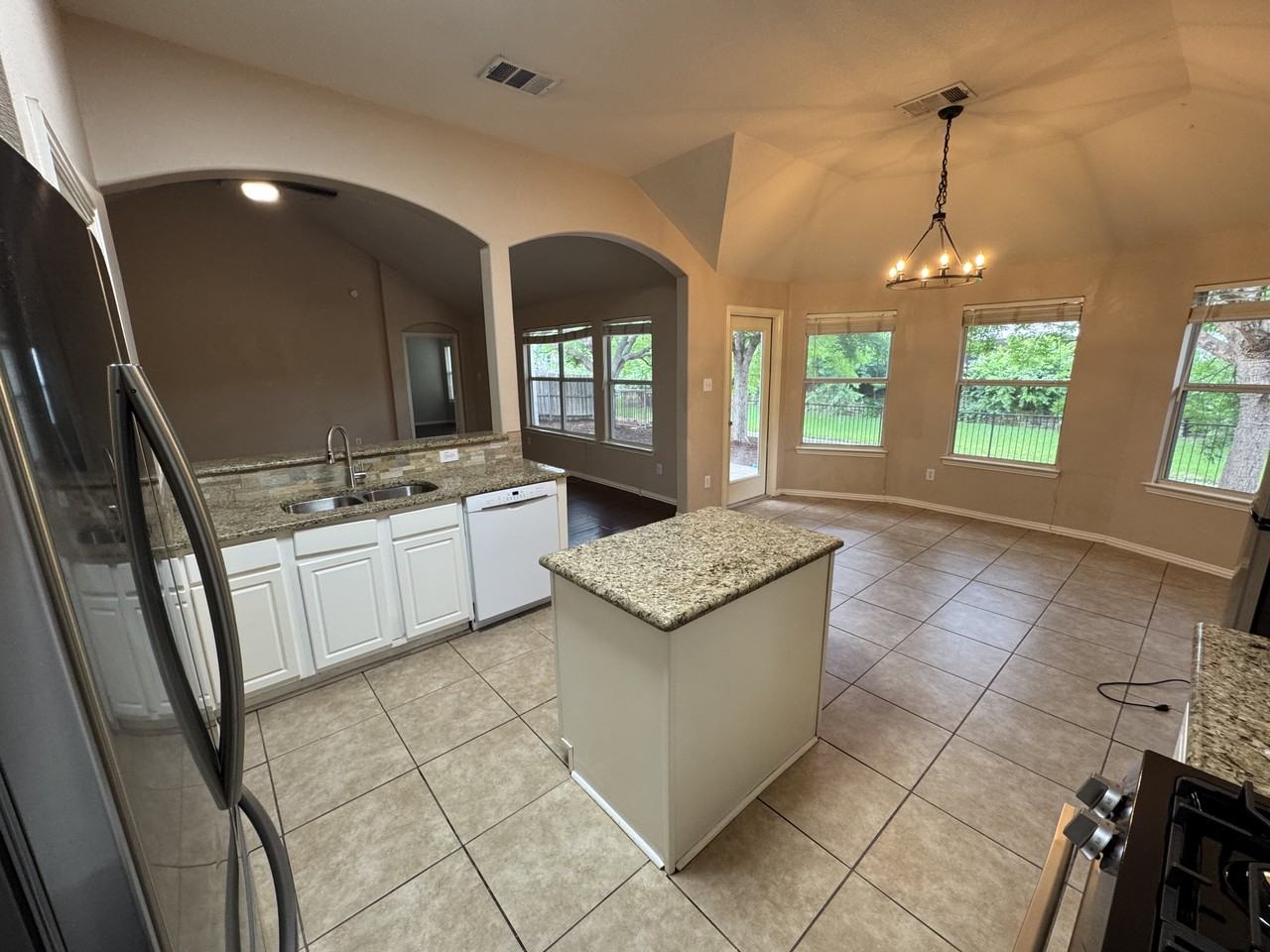 410 Ridgeview Trl #NA - Photo 4 of 29