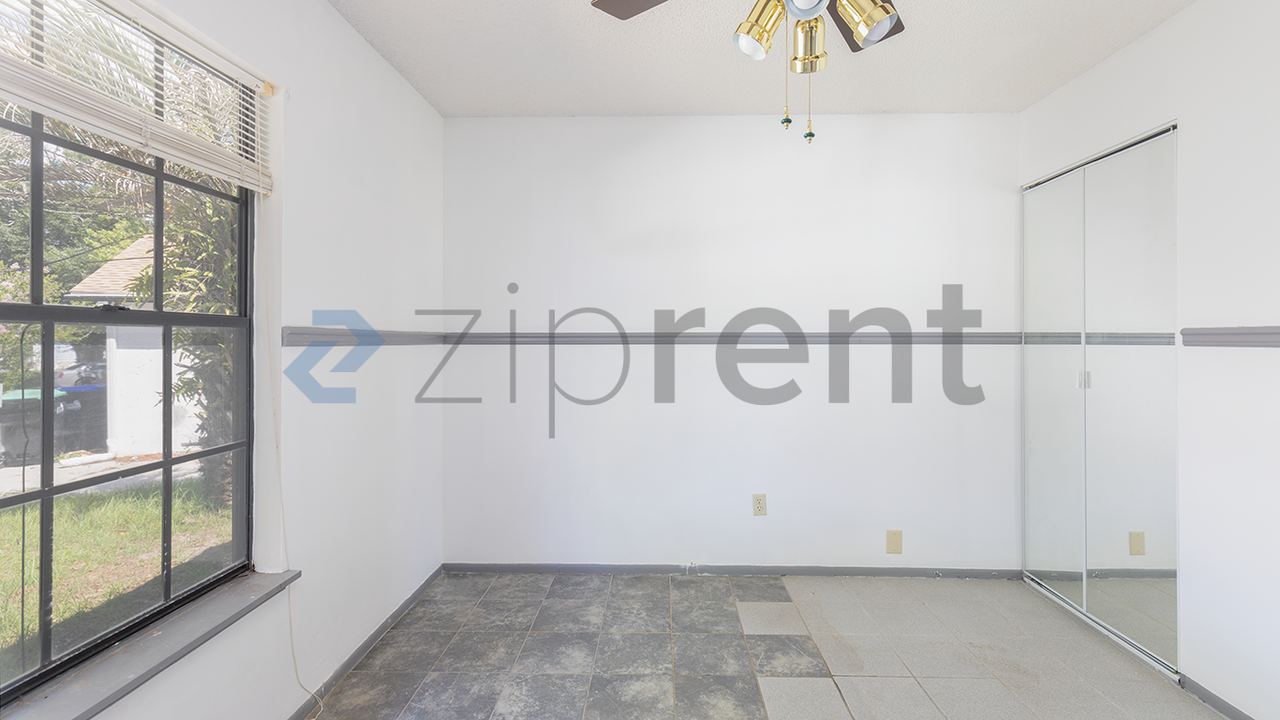 4612 Miranda Cir - Photo 6 of 15