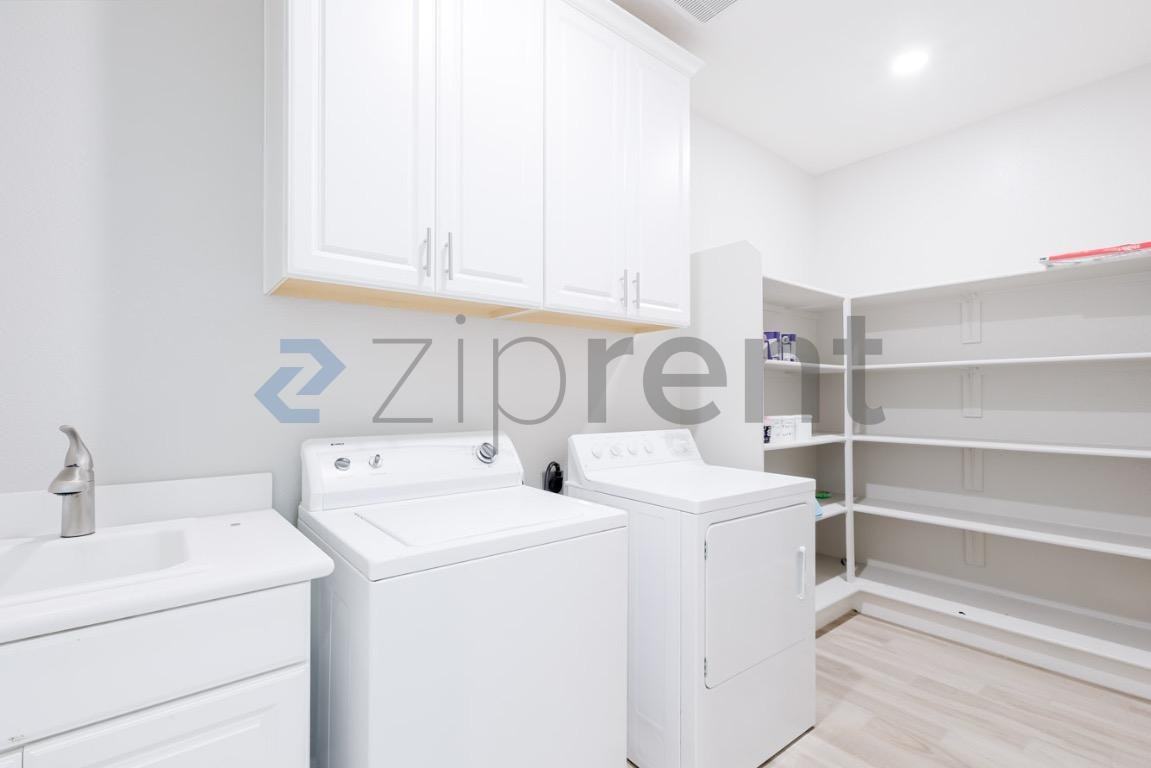 1578 Harry Lorenzo Ave - Photo 6 of 29