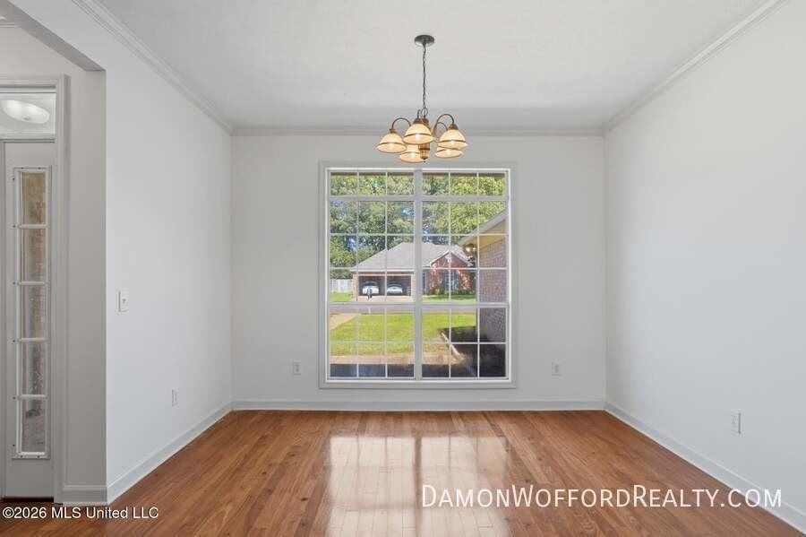 139 Hunters Row - Photo 3 of 21