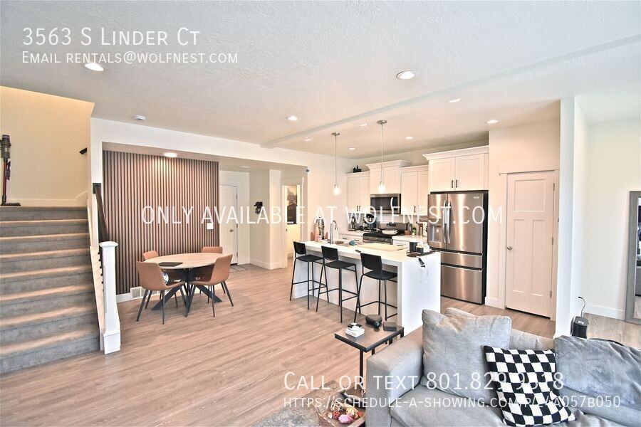 3563 S Linder Ct - Photo 3 of 39