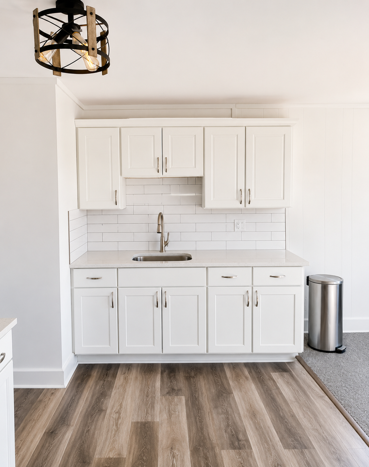 703 S Broadway #2ndFL - Photo 3 of 15