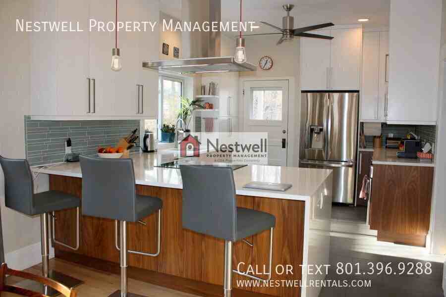 986 S Lake St - Photo 6 of 39