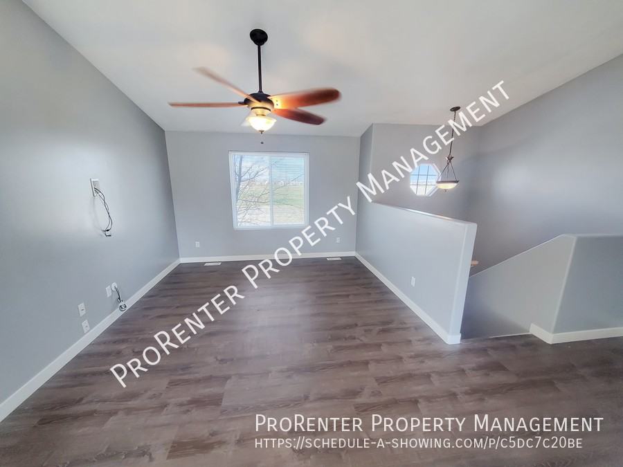 4252 Midland Dr - Photo 4 of 20