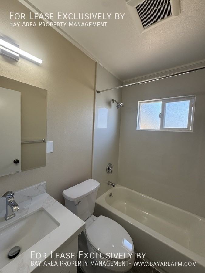 256 Elm St #2 - Photo 6 of 10